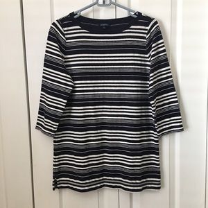 Lands’ End black and white stripe textured top S